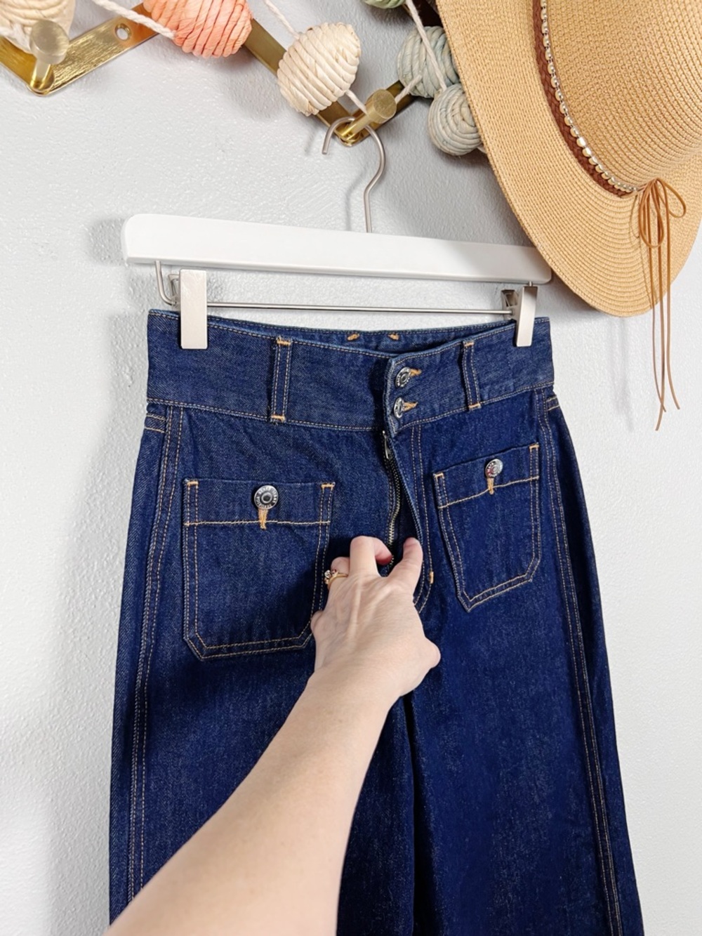 Veronica Beard Taylor Wide Leg High Rise Patch Pocket Jeans Indigo Rinse Size 26 - Picture 4 of 12